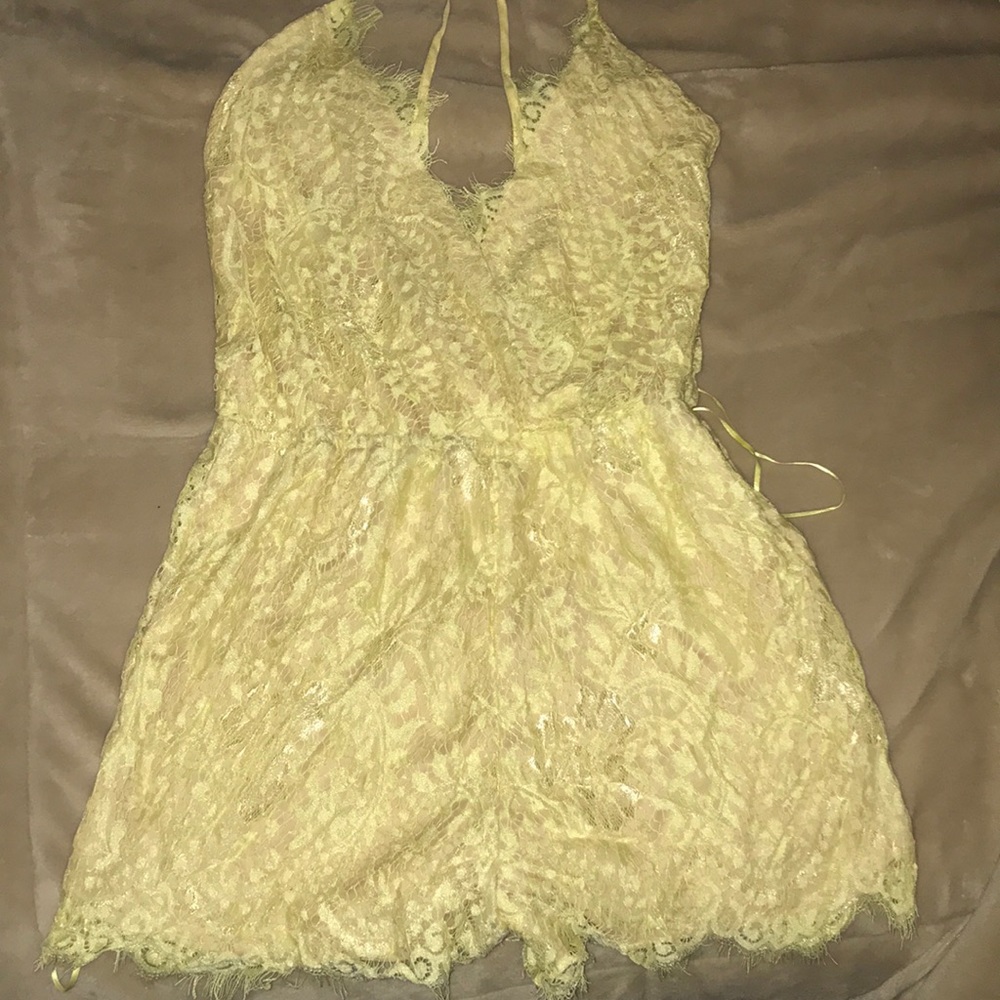 Romper - Picture 1 of 4